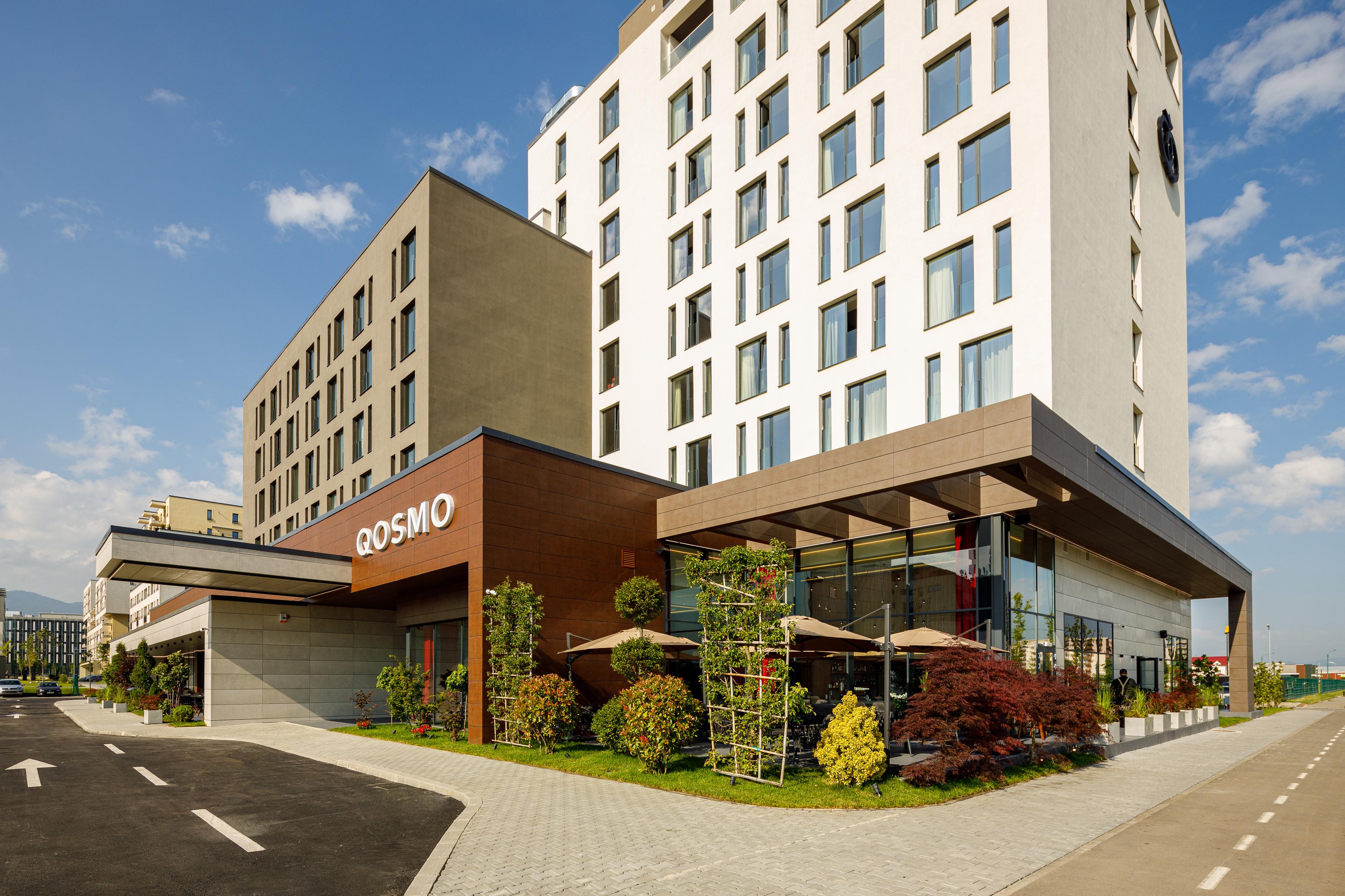 Qosmo Brasov Hotel מראה חיצוני תמונה